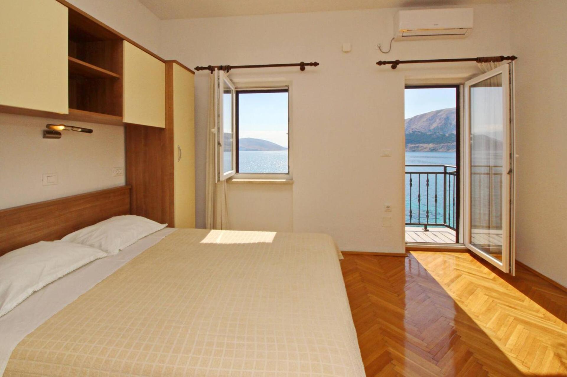 Studio Mihovil Baška Extérieur photo